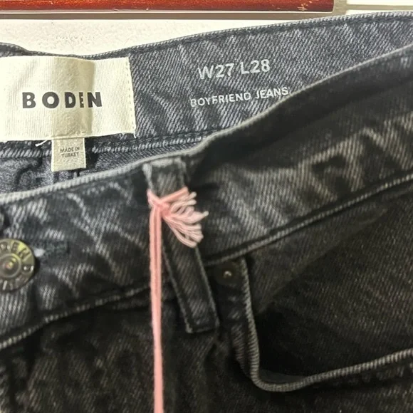 Boden High Rise Boyfriend Jeans in Washed Black NWT Sz 27 Jeans